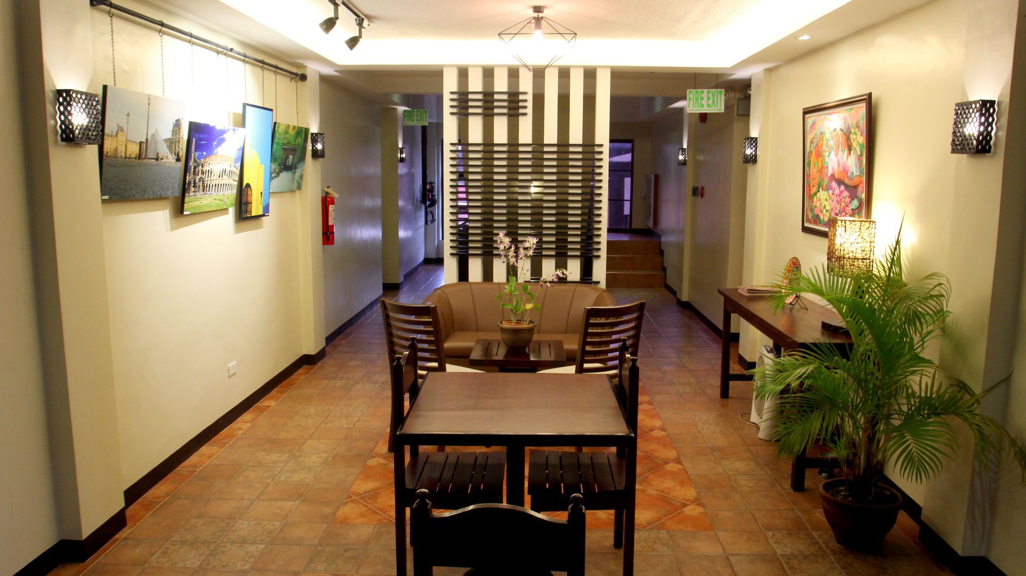 North Garden Suites Davao City Buitenkant foto